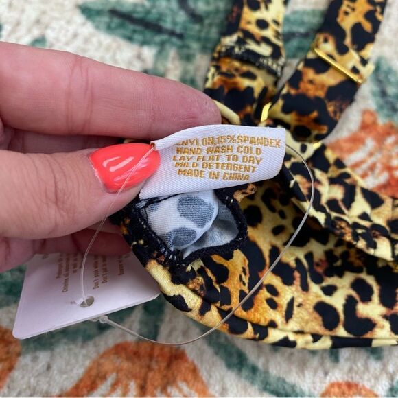 Bahimi bikini top leopard cheetah NW Small - Picture 4 of 4